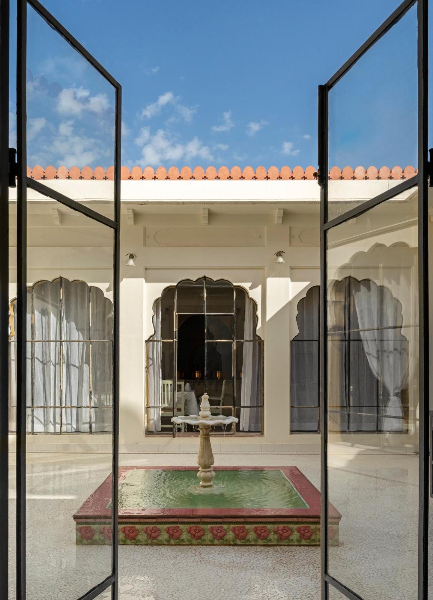 Gaj Kesri Hotel Bikaner Exterior photo