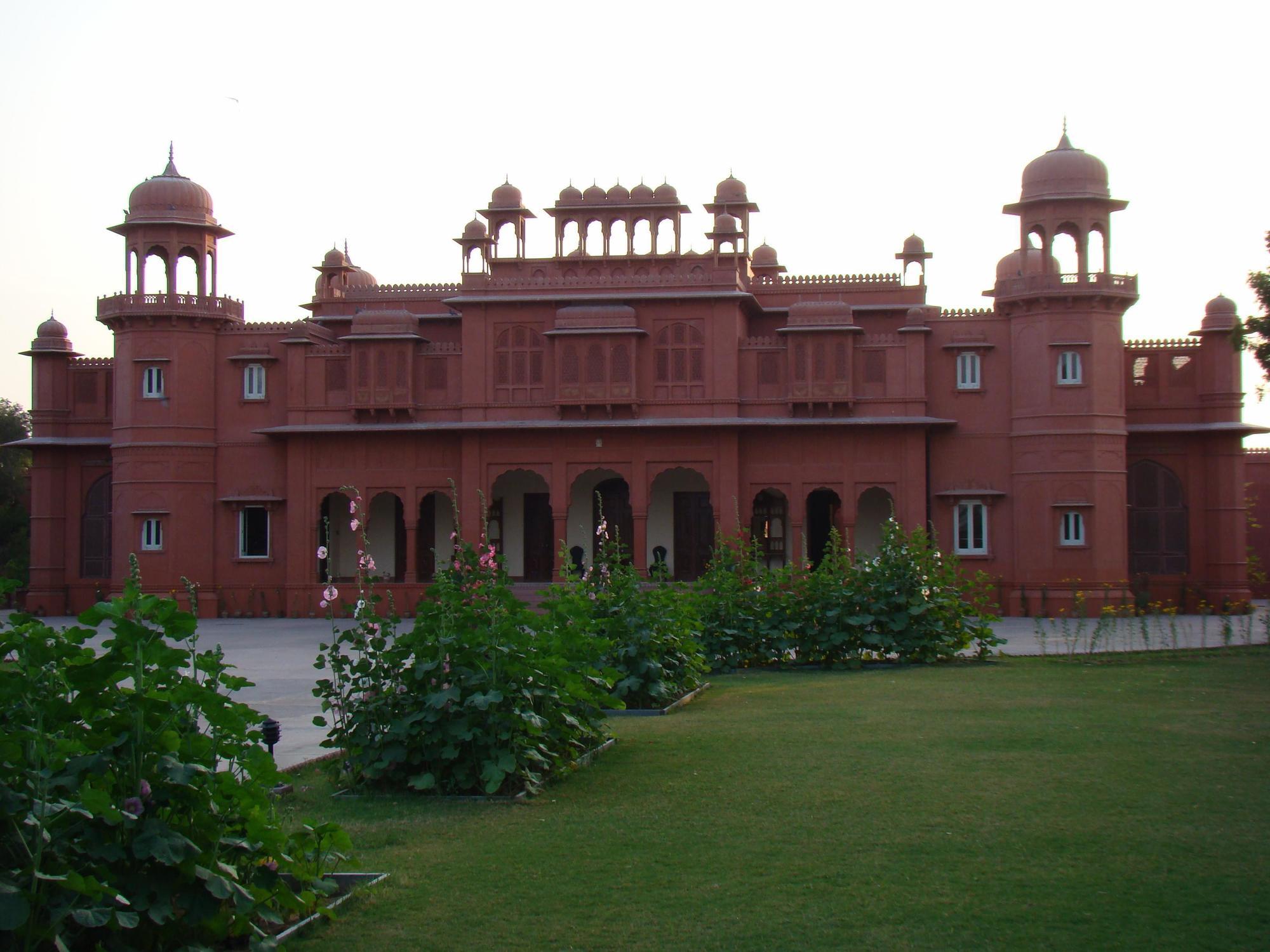 Gaj Kesri Hotel Bikaner Exterior photo
